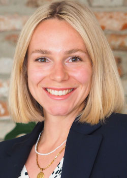 Rechtsanwältin Julia Kuran